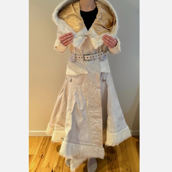 Ritual Fashion White Goat Hide Fur Huntress Coat Jacket Robe Oversize Hood 10 - Picture 3 of 16